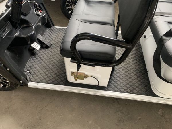 Гольфкар GreenCamel A4 ECO 126Ah/60V (4 seats 1200W R8) пониженная Белый